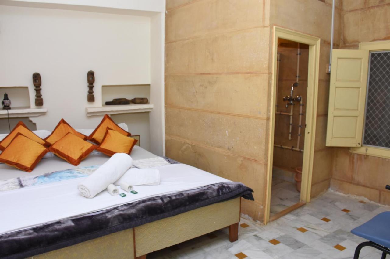 Rumi'S Home Stay Jaisalmer Zewnętrze zdjęcie