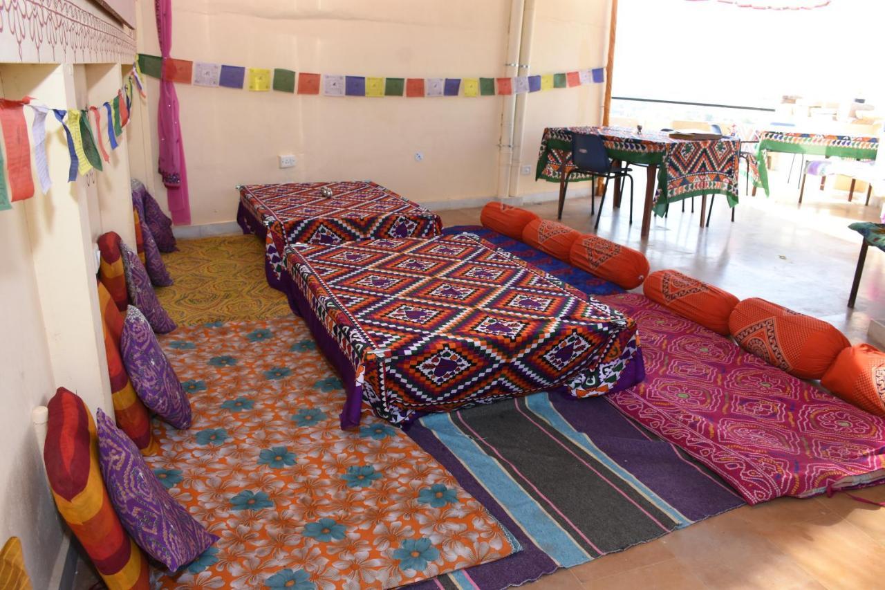 Rumi'S Home Stay Jaisalmer Zewnętrze zdjęcie